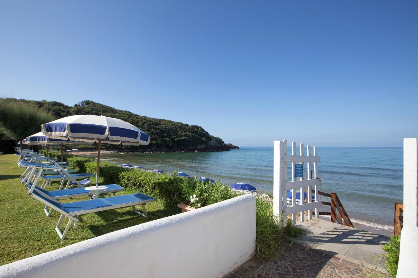 Torre San Vito Hotel Villaggio Gaeta Exterior photo
